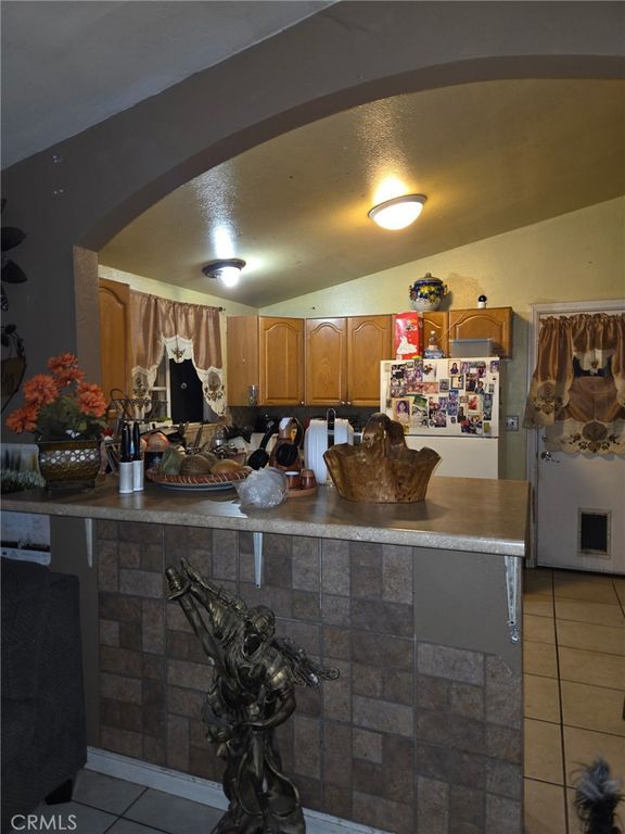 8833 Shawnee Ave, Riverside, CA 92503 — photo 4