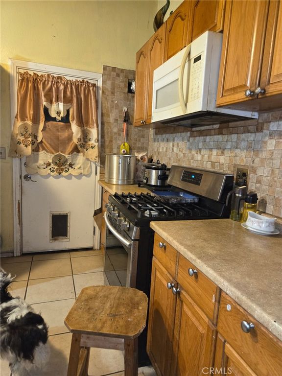 8833 Shawnee Ave, Riverside, CA 92503 — photo 5