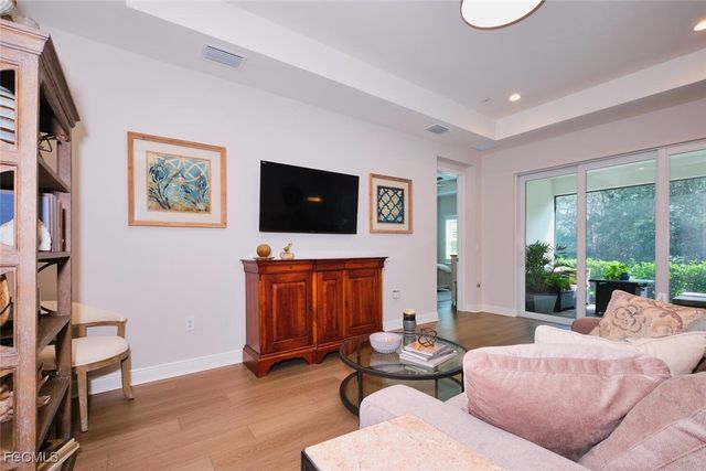 3050 Heritage Pines DR, Fort Myers, FL 33905