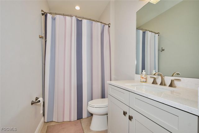 3050 Heritage Pines DR, Fort Myers, FL 33905