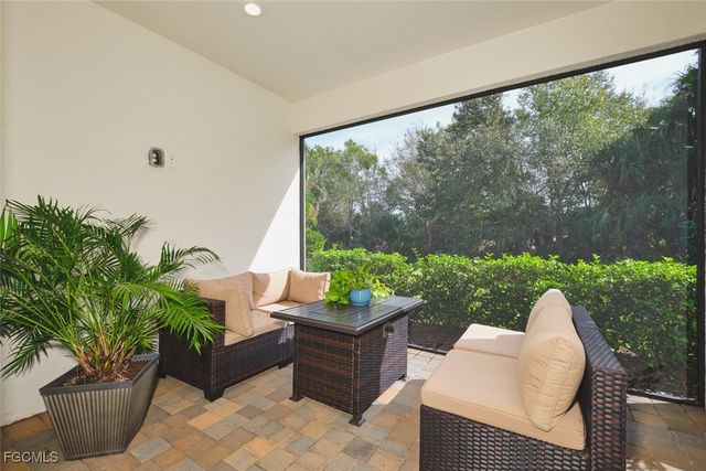 3050 Heritage Pines DR, Fort Myers, FL 33905