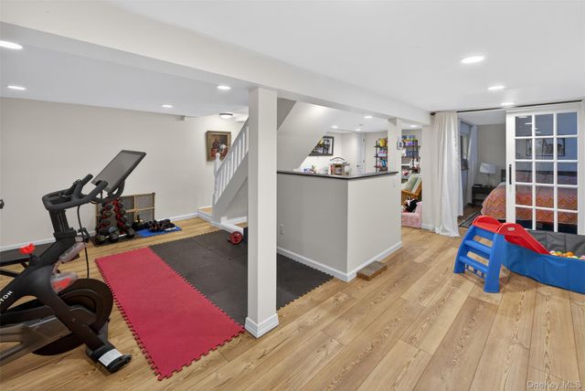 220 Grant Avenue, Saint James, NY 11780