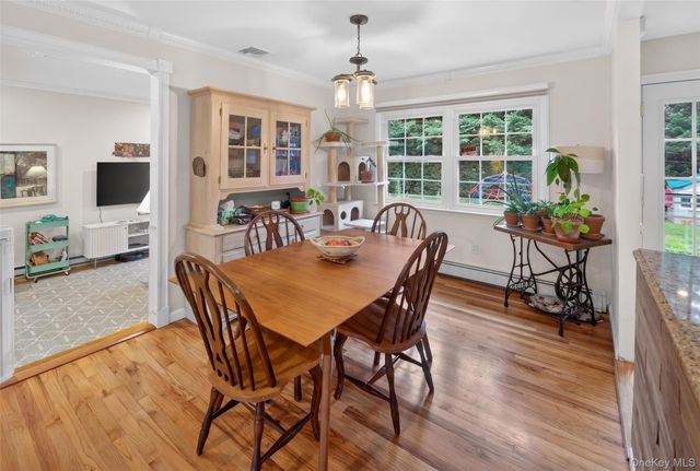 220 Grant Avenue, Saint James, NY 11780