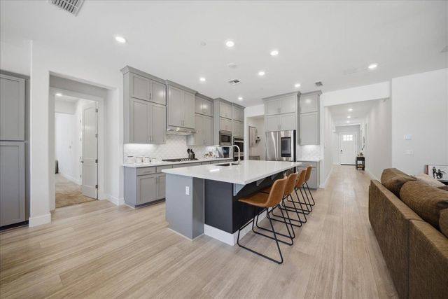 1222 Buck Ridge Dr, Rocklin, CA 95765