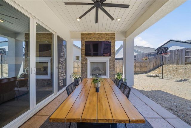 1222 Buck Ridge Dr, Rocklin, CA 95765