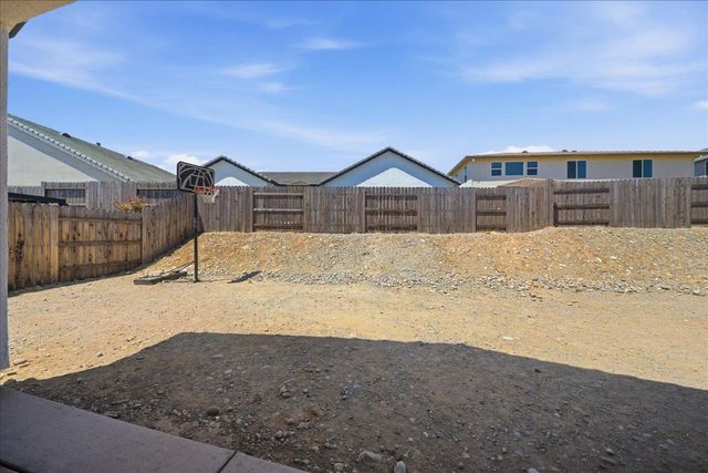 1222 Buck Ridge Dr, Rocklin, CA 95765