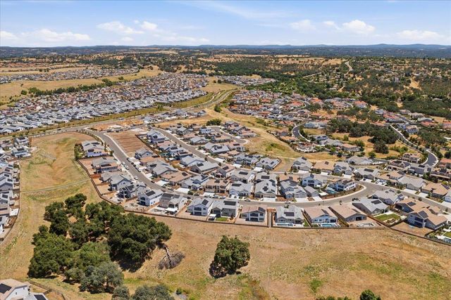 1222 Buck Ridge Dr, Rocklin, CA 95765