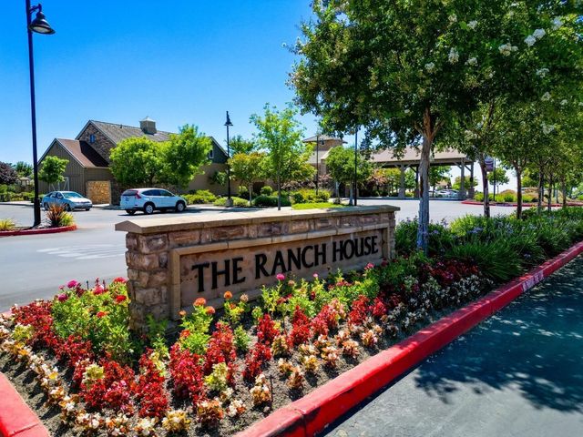 1222 Buck Ridge Dr, Rocklin, CA 95765