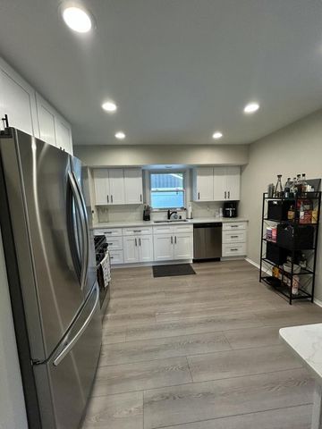 4454 S 1st STREET, Milwaukee, WI 53207