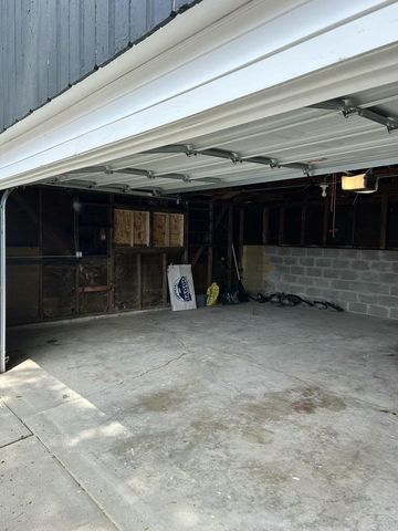 4454 S 1st STREET, Milwaukee, WI 53207
