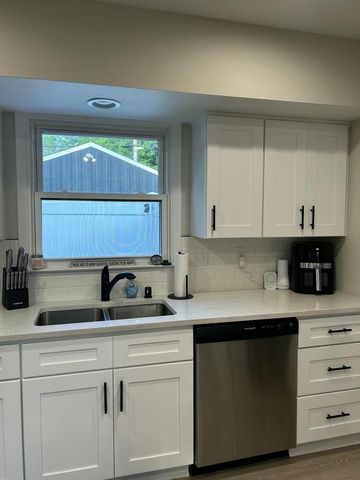 4454 S 1st STREET, Milwaukee, WI 53207