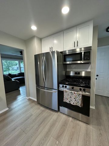 4454 S 1st STREET, Milwaukee, WI 53207