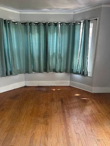 901 N McKinley Avenue, Sand Springs, OK 74063