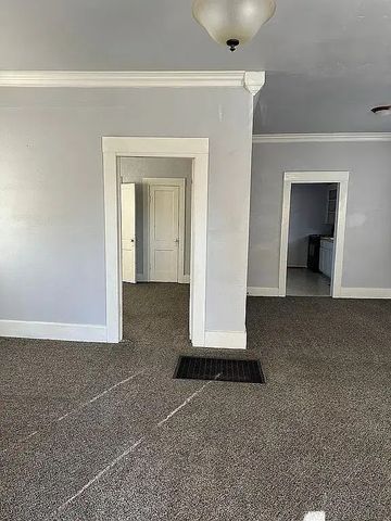 901 N McKinley Avenue, Sand Springs, OK 74063