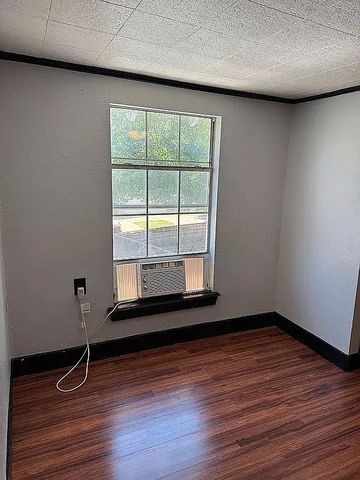 901 N McKinley Avenue, Sand Springs, OK 74063