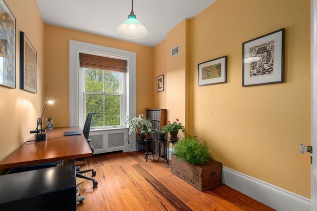 17 Monument Square 2, Boston, MA 02129
