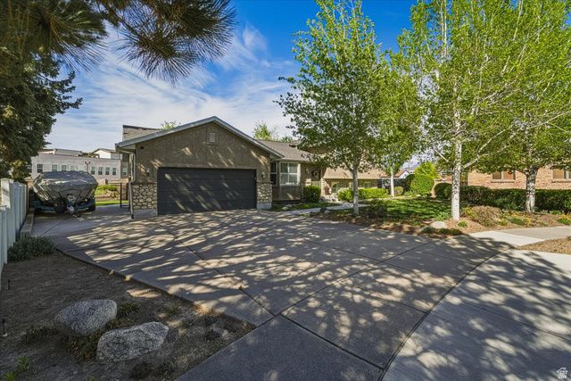 740 W QUAKING ASPEN DR, Murray, UT 84123
