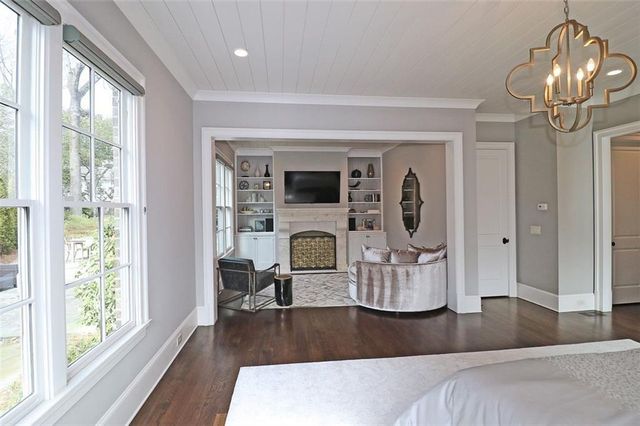 1600 Nottingham NE Way, Atlanta, GA 30309