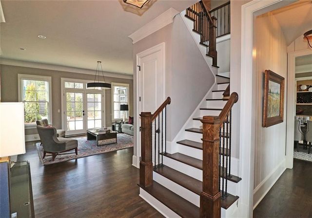 1600 Nottingham NE Way, Atlanta, GA 30309