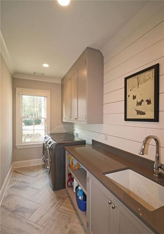 1600 Nottingham NE Way, Atlanta, GA 30309