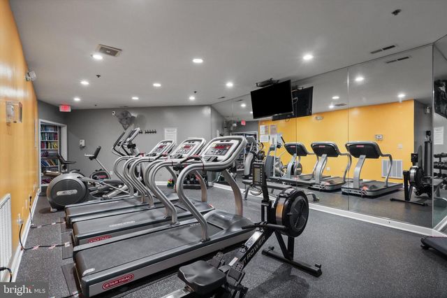 1410 ROUNDHOUSE LN, Alexandria, VA 22314