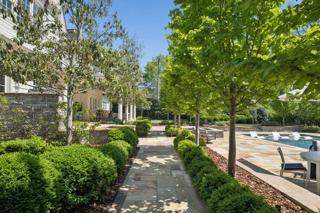3435 Hampton Ave, Nashville, TN 37215