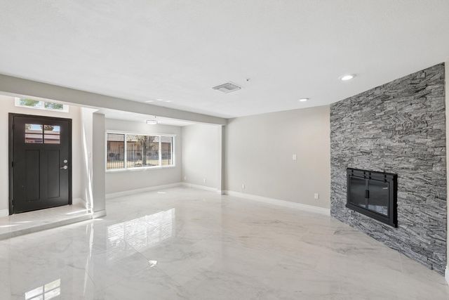 7826 E Heatherbrae Avenue Apt 1, Scottsdale, AZ 85251