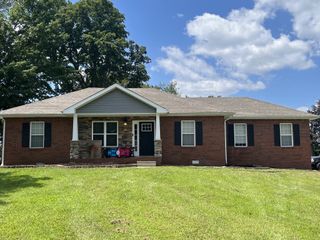794 Buckhorn Dr, Clarksville, TN 37043