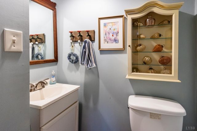 801 Purdum Mill Road, Appomattox, VA 24522