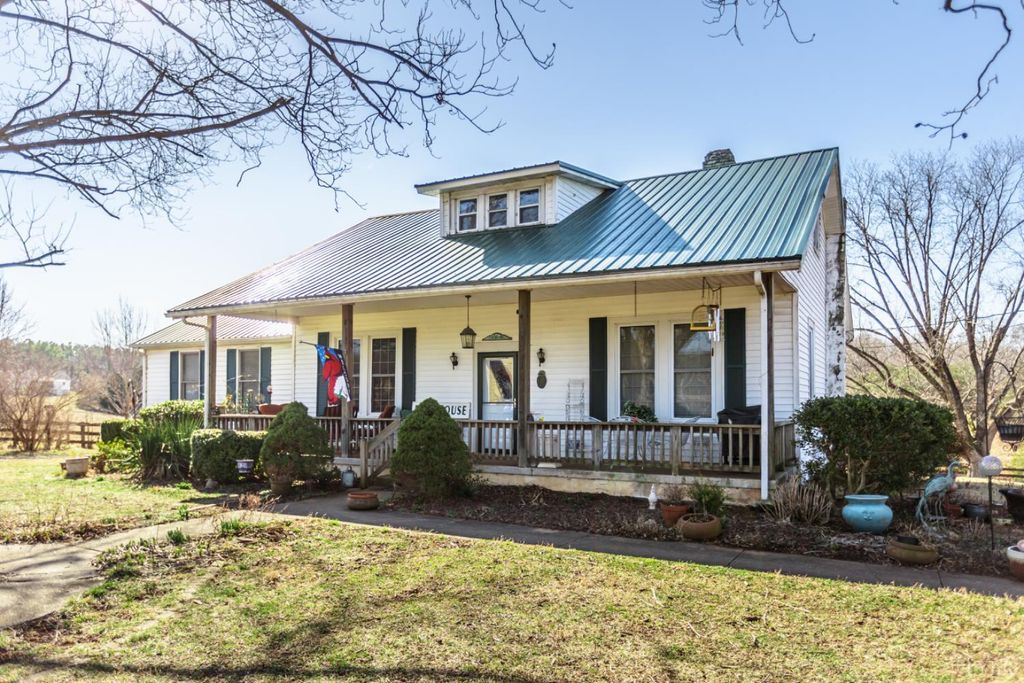 Image 2 of property listing at 801 Purdum Mill Road, Appomattox, VA 24522