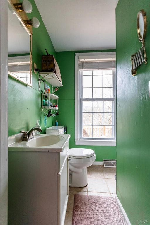 Image 21 of property listing at 801 Purdum Mill Road, Appomattox, VA 24522