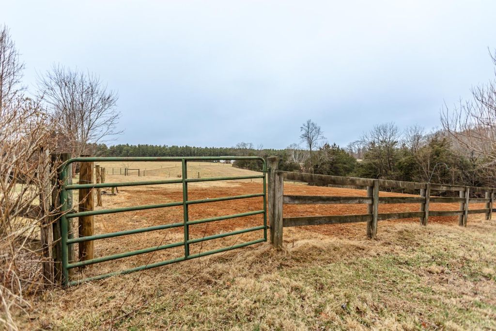 Image 42 of property listing at 801 Purdum Mill Road, Appomattox, VA 24522