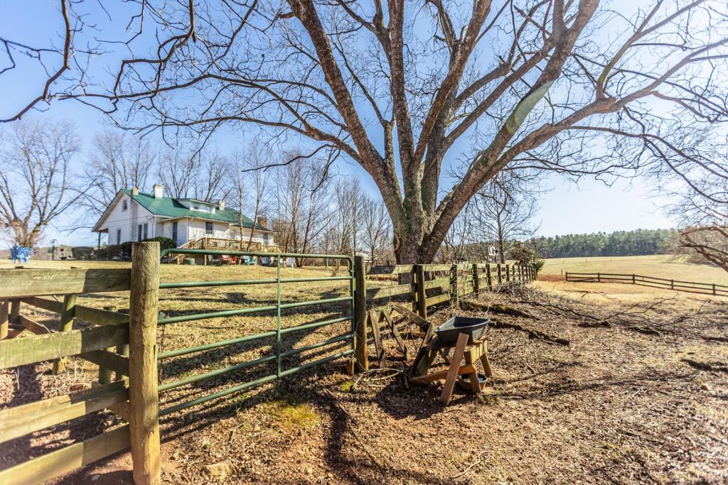 Image 52 of property listing at 801 Purdum Mill Road, Appomattox, VA 24522