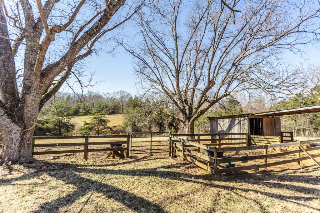 Image 53 of property listing at 801 Purdum Mill Road, Appomattox, VA 24522