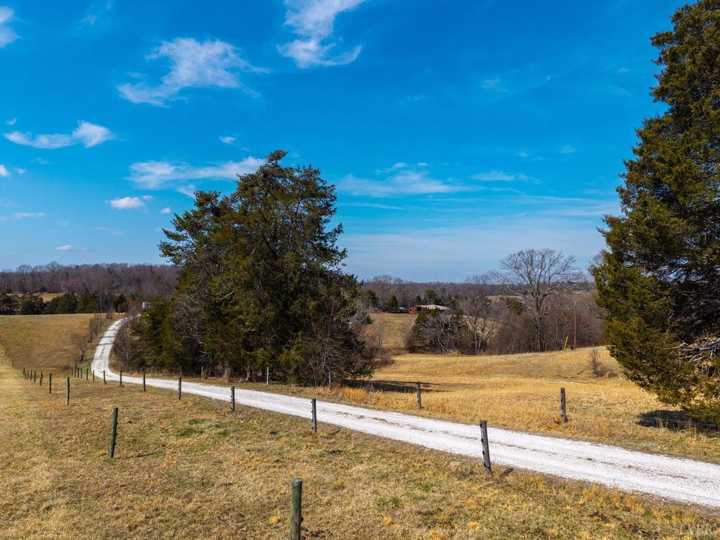 Image 63 of property listing at 801 Purdum Mill Road, Appomattox, VA 24522