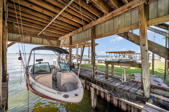 345 Sunset Shadows Boulevard, Livingston, TX 77351