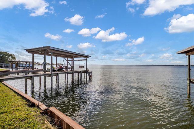 345 Sunset Shadows Boulevard, Livingston, TX 77351