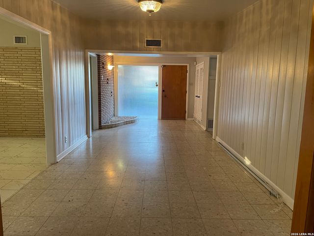 126 Clubhill, San Antonio, TX 78228