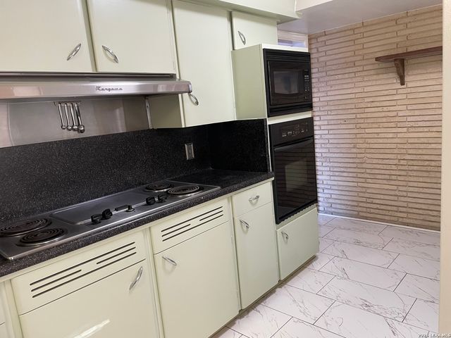 126 Clubhill, San Antonio, TX 78228