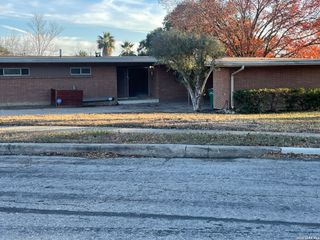 126 Clubhill, San Antonio, TX 78228