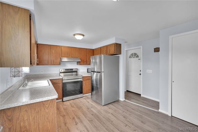 590 Potters Road, West Seneca, NY 14224