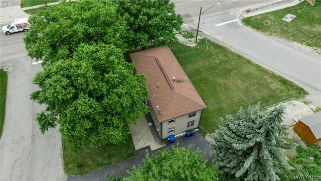 590 Potters Road, West Seneca, NY 14224