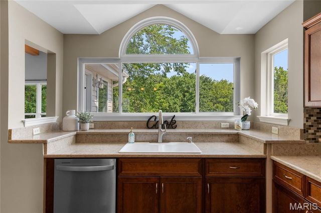 1141 Hickory Ridge Trail, Arnold, MO 63010