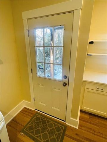 5835 Douglas St 1, Squirrel Hill, PA 15217