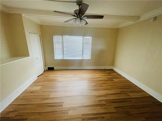 5835 Douglas St 1, Squirrel Hill, PA 15217