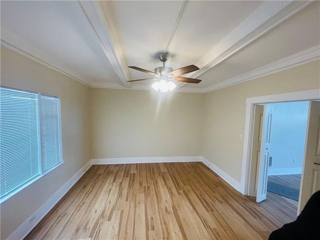 5835 Douglas St 1, Squirrel Hill, PA 15217