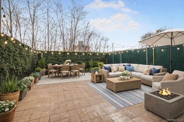 2084 Davidson Avenue, Bronx, NY 10453