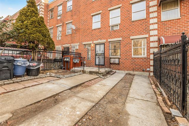 2084 Davidson Avenue, Bronx, NY 10453