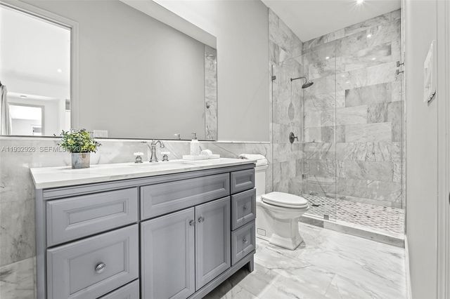680 Buttonwood Lane, Miami, FL 33137