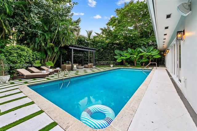 680 Buttonwood Lane, Miami, FL 33137